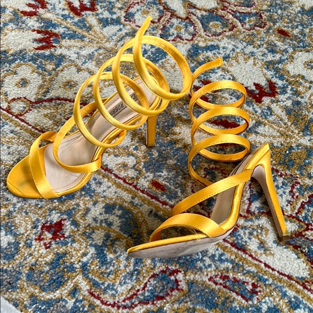 Yellow wrap heels